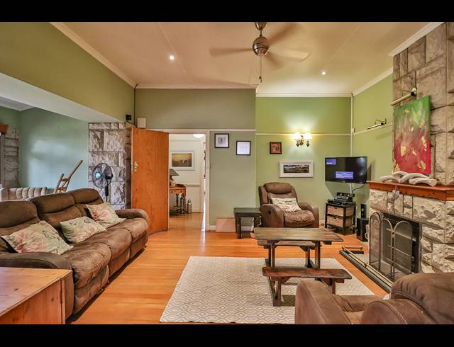 3 BEDROOM HOUSE FOR SALE IN SCOTTSVILLE